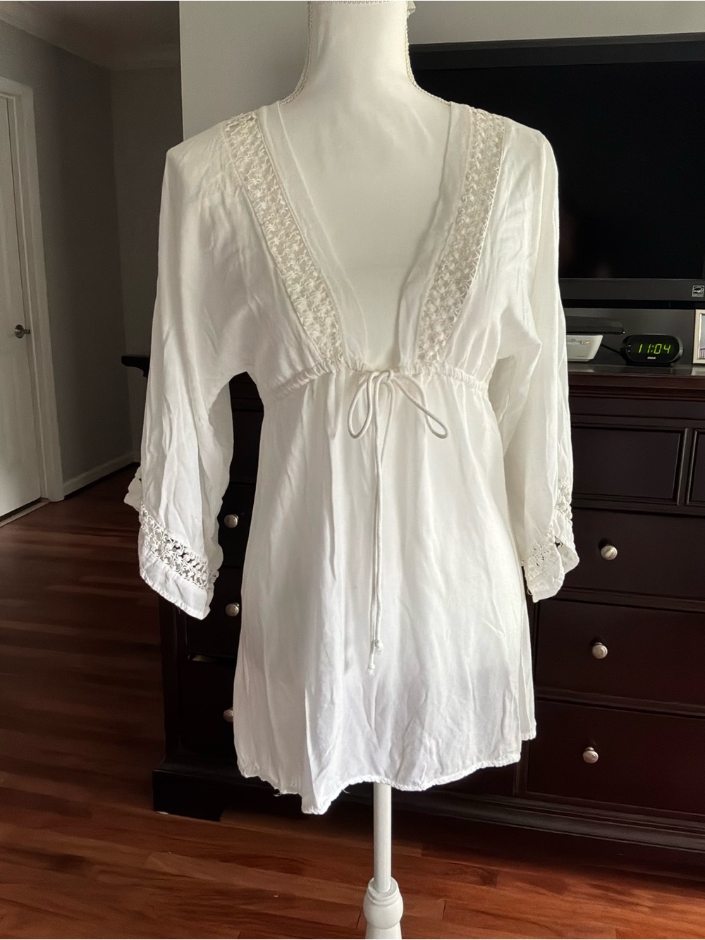 White Lace-Trim Beach Pool Swim Coverup - Picture 9 of 10